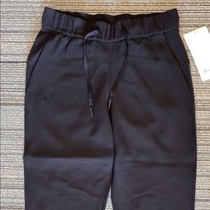 On the Fly crop pants *woven